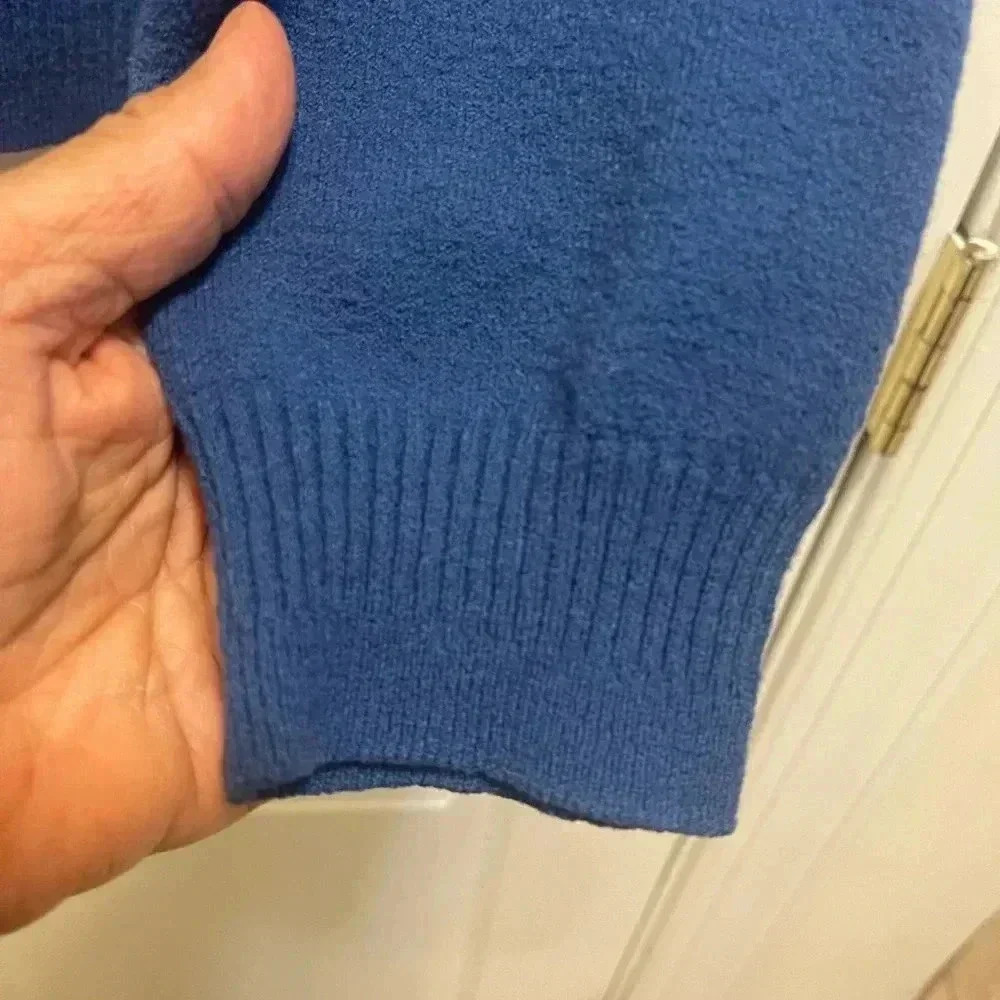 Authentic Versace Blue Tops. Condition Shoulder A… - image 3